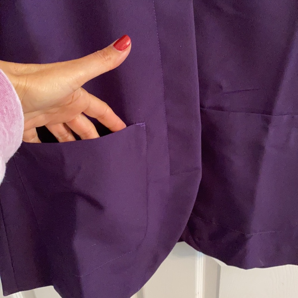 Purple lab coat! - Picture 5 of 5
